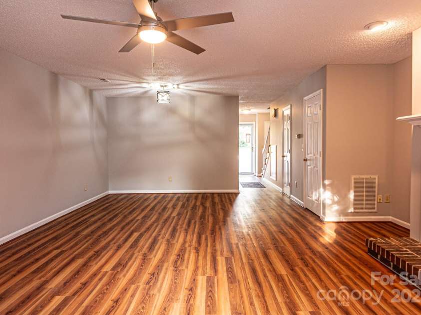 1115 Birch Tree Way, Greensboro, NC 27410.  MLS# CAR4292903, YatesRealty ID 32345. LIVING/ DINING