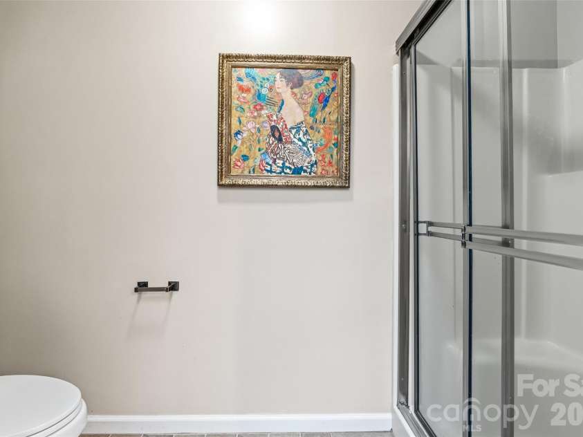 16 Canterbury Drive, Arden, NC 28704.  MLS# CAR4396207, YatesRealty ID 32349. 
