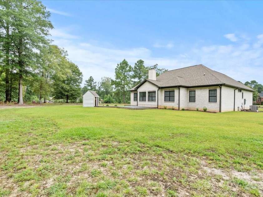 615 Little John Road, Cheraw, SC 29520.  MLS# CAR4290721, YatesRealty ID 32349. 