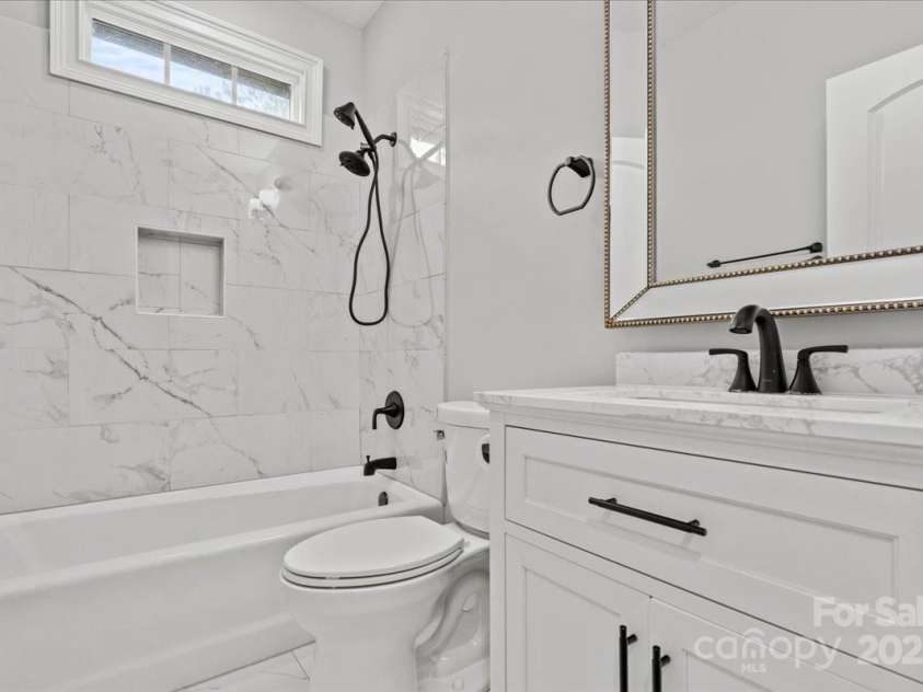 615 Little John Road, Cheraw, SC 29520.  MLS# CAR4290721, YatesRealty ID 32349. 