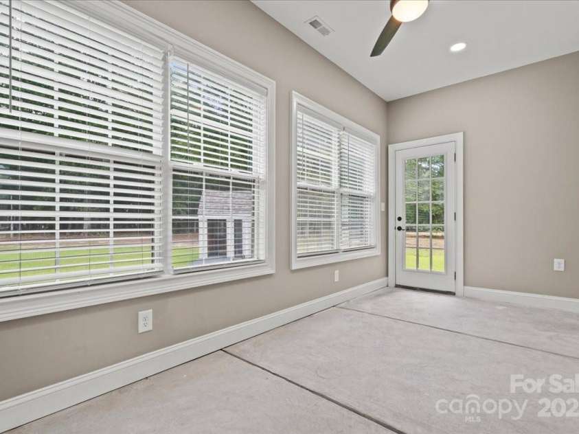 615 Little John Road, Cheraw, SC 29520.  MLS# CAR4290721, YatesRealty ID 32349. 