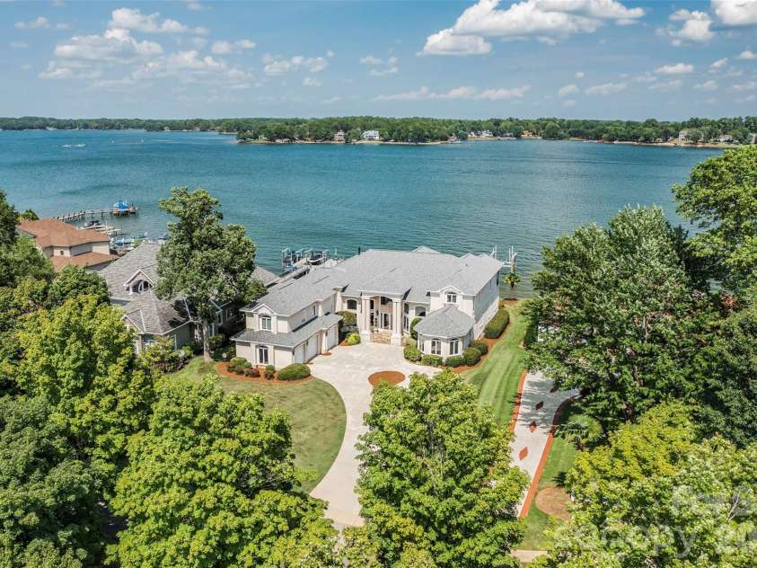 3446 Governors Island Drive, Denver, NC 28037.  MLS# CAR4158875, YatesRealty ID 3235. 