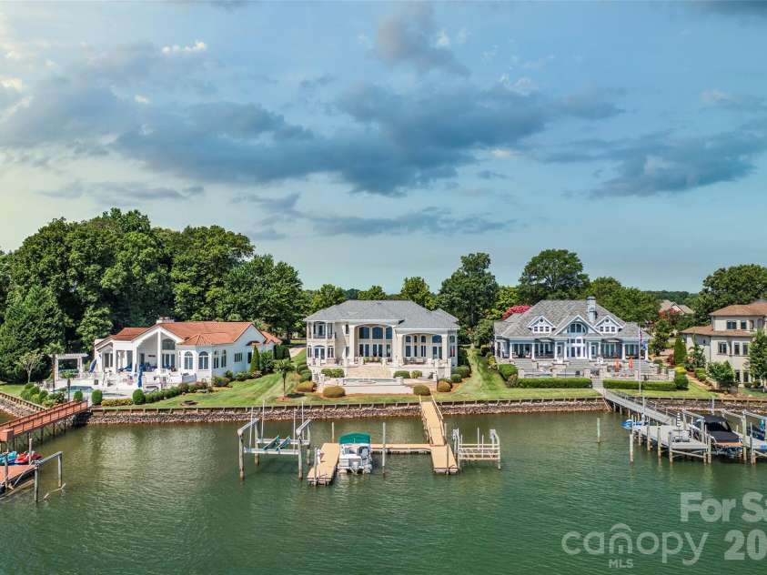 3446 Governors Island Drive, Denver, NC 28037.  MLS# CAR4158875, YatesRealty ID 3235. 