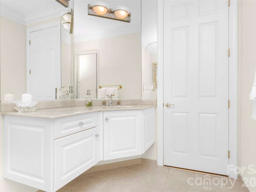 3446 Governors Island Drive, Denver, NC 28037.  MLS# CAR4158875, YatesRealty ID 3235. 