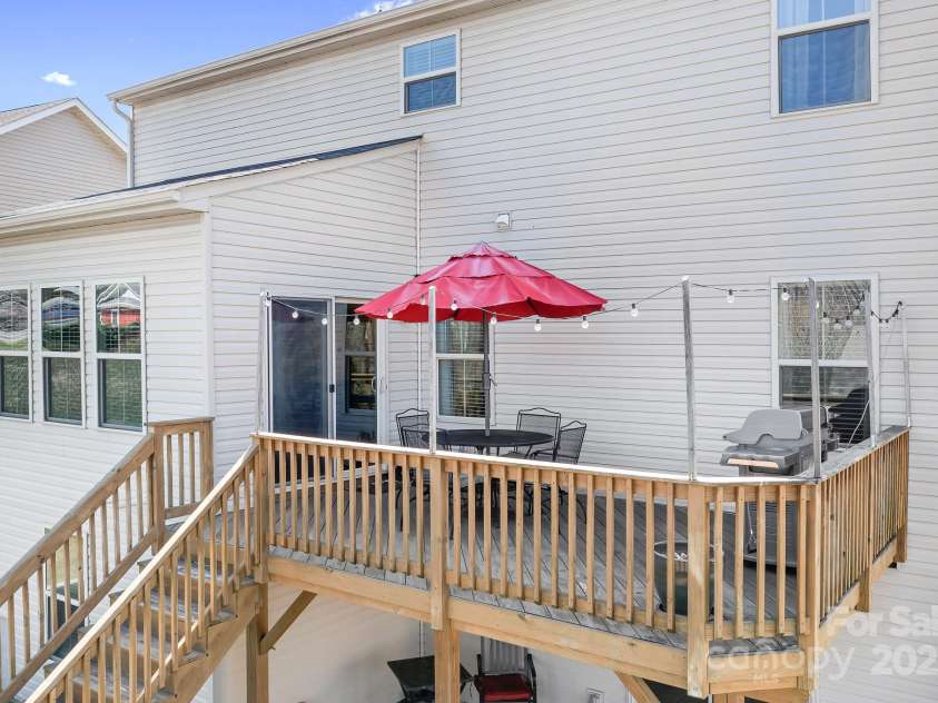 7217 Kenyon Drive, Denver, NC 28037.  MLS# CAR4316332, YatesRealty ID 3235. Back deck 