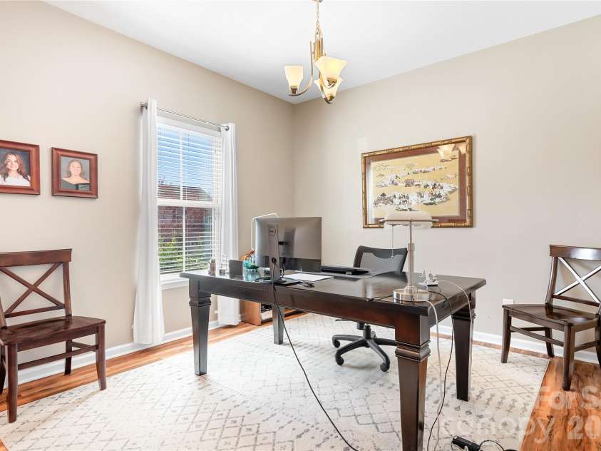 7217 Kenyon Drive, Denver, NC 28037.  MLS# CAR4316332, YatesRealty ID 3235. Office/sitting area 