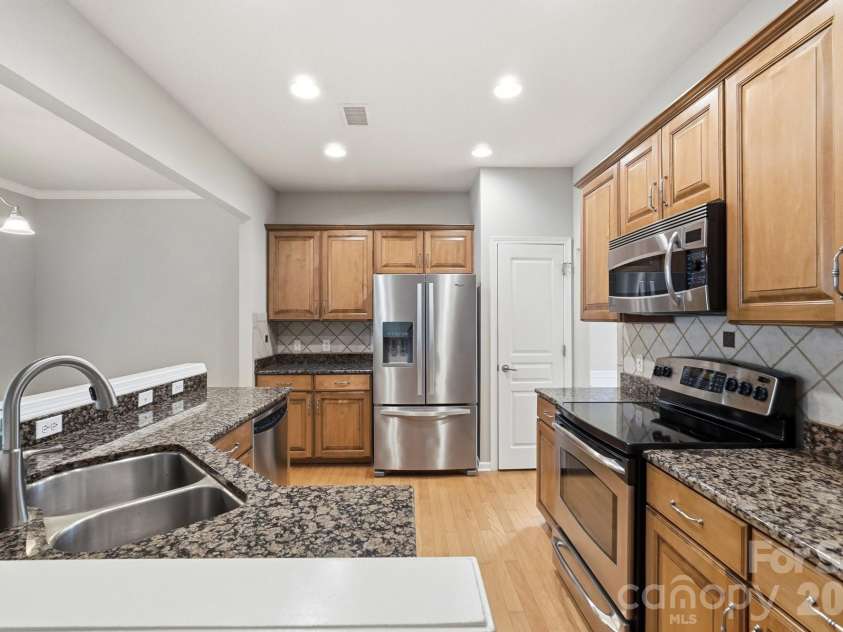 2147 Ashley River Road, Waxhaw, NC 28173.  MLS# CAR4394874, YatesRealty ID 32350. 