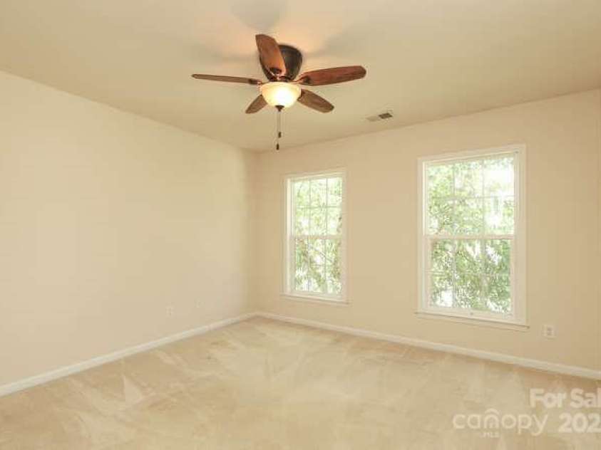 2923 Wheat Meadow Lane, Charlotte, NC 28270.  MLS# CAR4277608, YatesRealty ID 32350. 