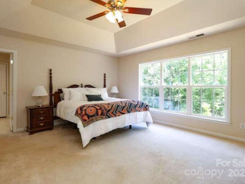 2923 Wheat Meadow Lane, Charlotte, NC 28270.  MLS# CAR4277608, YatesRealty ID 32350. Primary Bedroom