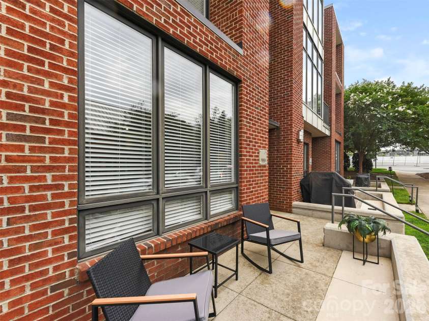 1959 Abbott Street, Charlotte, NC 28203.  MLS# CAR4389761, YatesRealty ID 32351. 