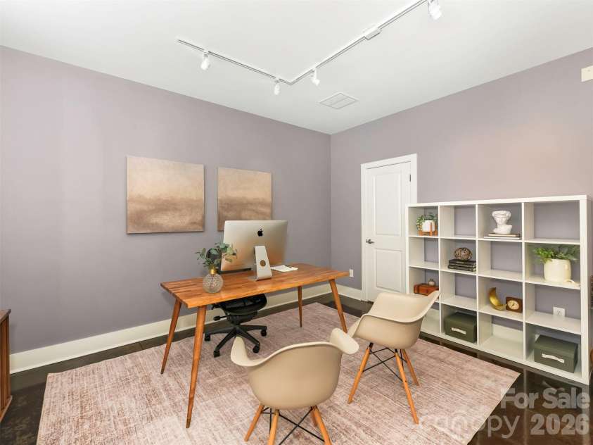 1959 Abbott Street, Charlotte, NC 28203.  MLS# CAR4389761, YatesRealty ID 32351. 