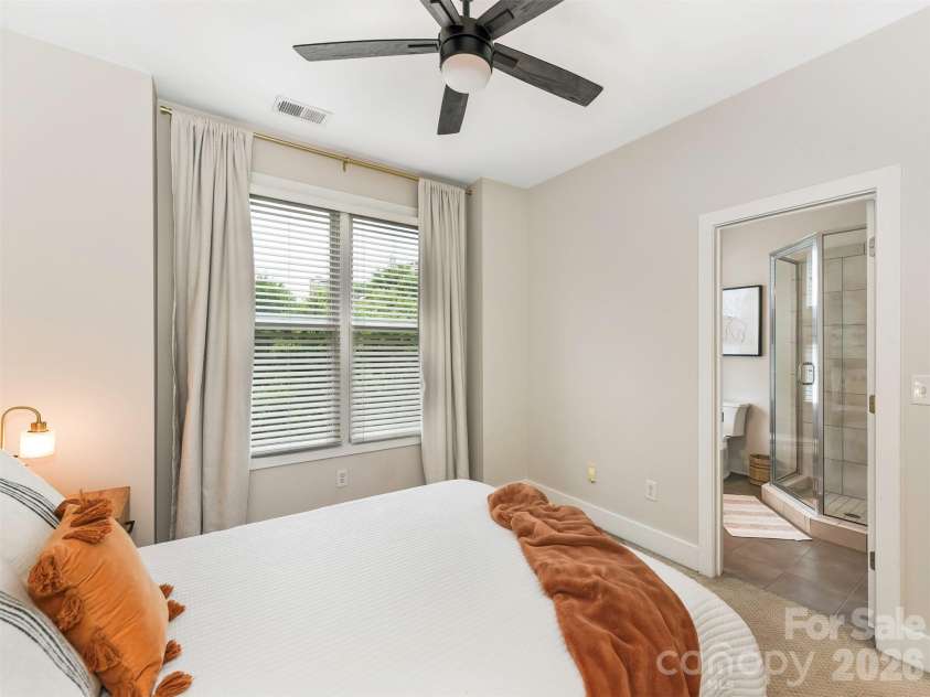 1959 Abbott Street, Charlotte, NC 28203.  MLS# CAR4389761, YatesRealty ID 32351. 