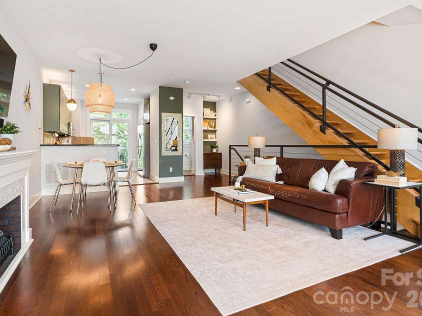 1959 Abbott Street, Charlotte, NC 28203.  MLS# CAR4389761, YatesRealty ID 32351. 