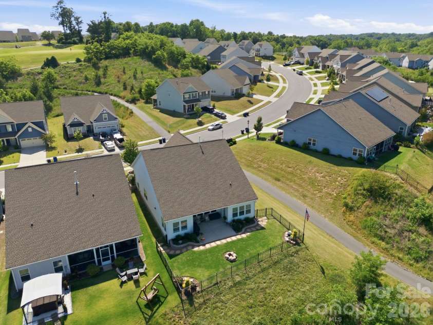 179 Canada Drive, Statesville, NC 28677.  MLS# CAR4381453, YatesRealty ID 32352. 