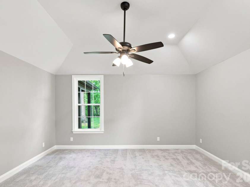 337 Petree Road, Winston Salem, NC 27106.  MLS# CAR4394954, YatesRealty ID 32353. 
