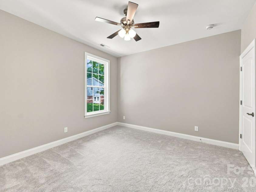 337 Petree Road, Winston Salem, NC 27106.  MLS# CAR4394954, YatesRealty ID 32353. 