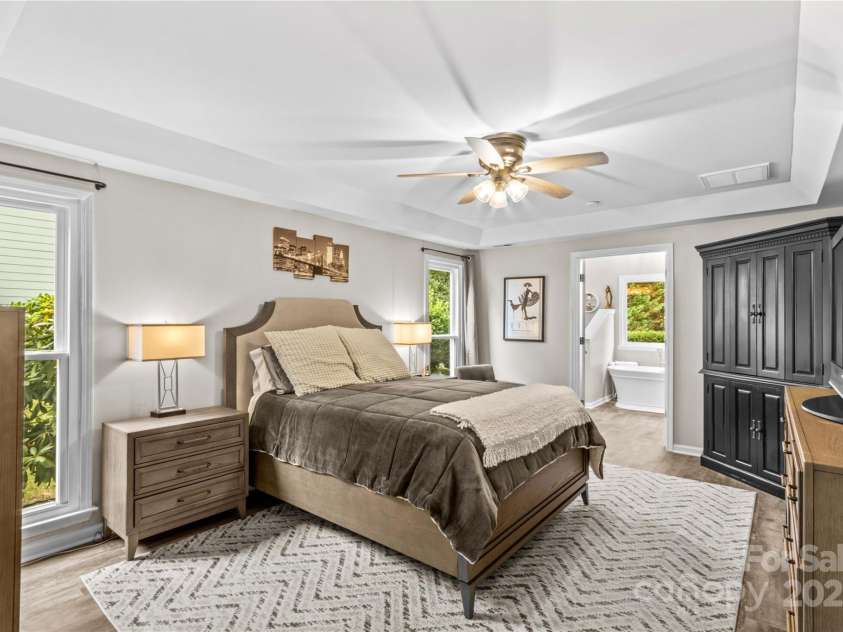 586 Highland Ridge Road, Mooresville, NC 28115.  MLS# CAR4287647, YatesRealty ID 32354. Primary Bedroom on Main Level