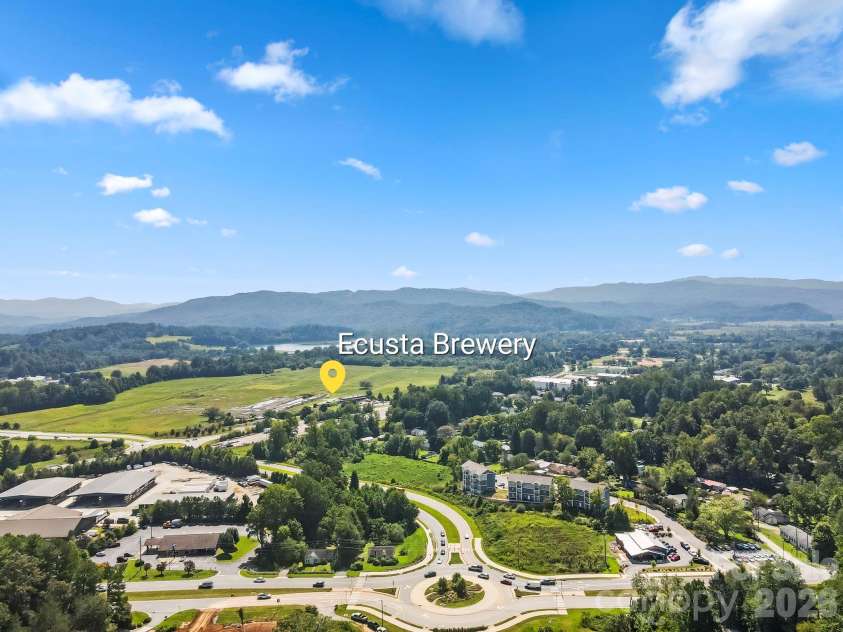 71 Laurel Mountain Road, Brevard, NC 28712.  MLS# CAR4370295, YatesRealty ID 32354. Ecusta Brewery is just across the way