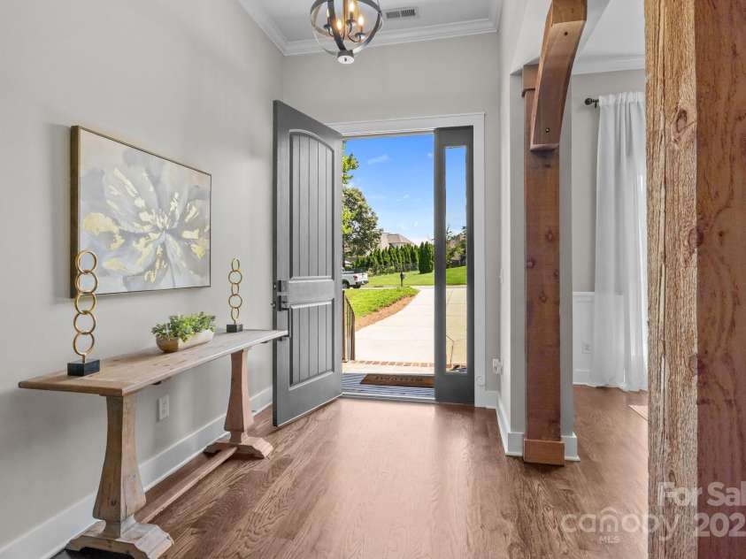 2341 Shiny Leaf Drive, Denver, NC 28037.  MLS# CAR4267140, YatesRealty ID 32355. Weloming Foyer