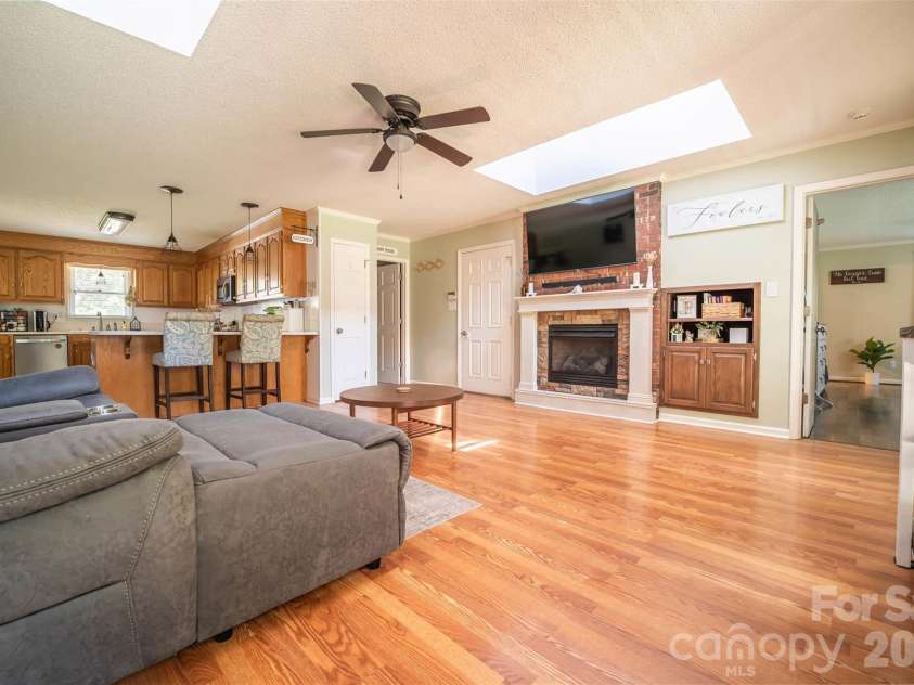 1240 Petes Road, Lincolnton, NC 28092.  MLS# CAR4382644, YatesRealty ID 32357. 