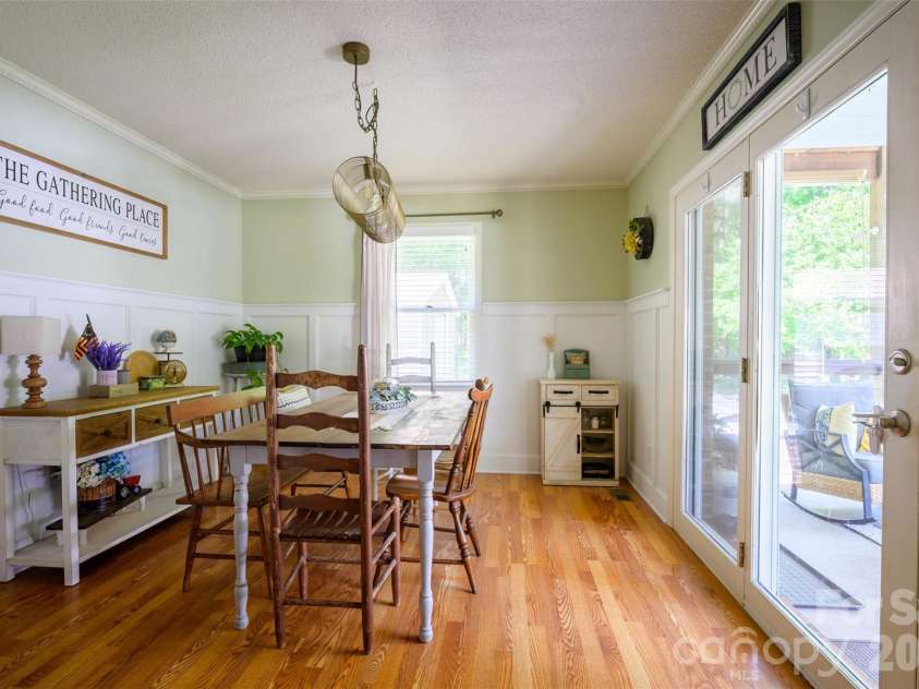 1240 Petes Road, Lincolnton, NC 28092.  MLS# CAR4382644, YatesRealty ID 32357. 