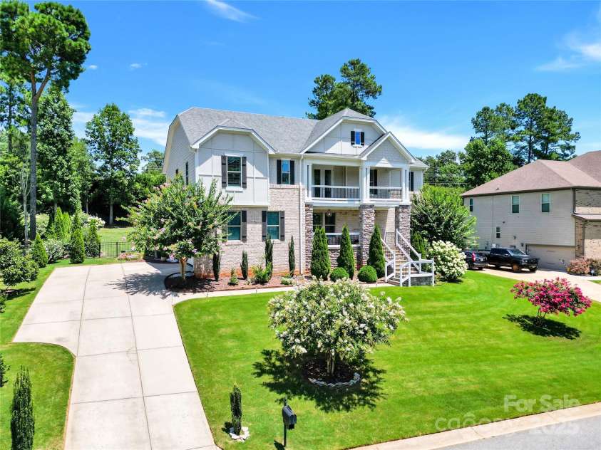 125 San Agustin Drive, Mooresville, NC 28117.  MLS# CAR4281195, YatesRealty ID 32357. 