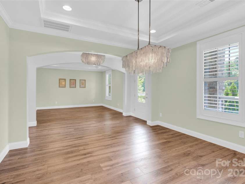 125 San Agustin Drive, Mooresville, NC 28117.  MLS# CAR4281195, YatesRealty ID 32357. 
