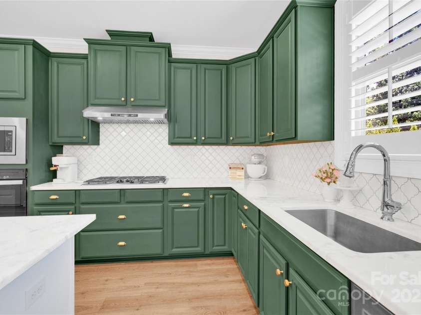 125 San Agustin Drive, Mooresville, NC 28117.  MLS# CAR4281195, YatesRealty ID 32357. 