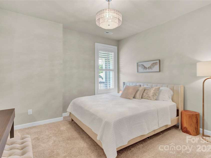 125 San Agustin Drive, Mooresville, NC 28117.  MLS# CAR4281195, YatesRealty ID 32357. 