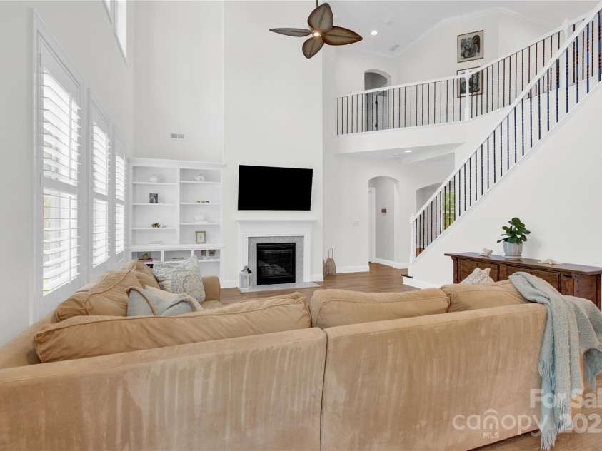 125 San Agustin Drive, Mooresville, NC 28117.  MLS# CAR4281195, YatesRealty ID 32357. 