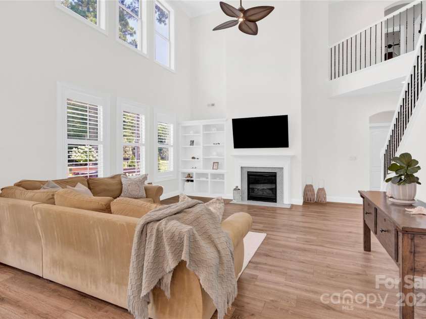 125 San Agustin Drive, Mooresville, NC 28117.  MLS# CAR4281195, YatesRealty ID 32357. 