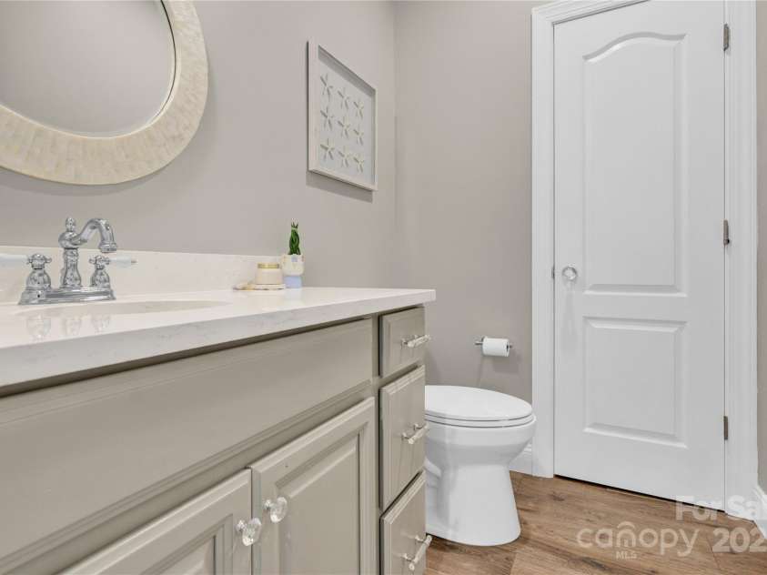 125 San Agustin Drive, Mooresville, NC 28117.  MLS# CAR4281195, YatesRealty ID 32357. 