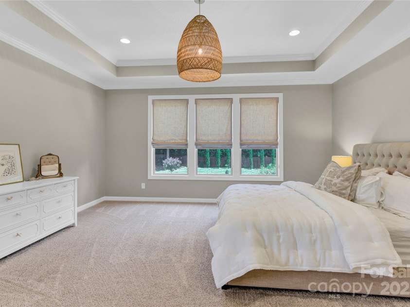 125 San Agustin Drive, Mooresville, NC 28117.  MLS# CAR4281195, YatesRealty ID 32357. 