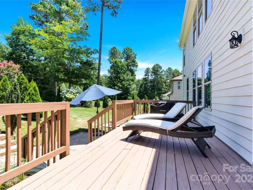125 San Agustin Drive, Mooresville, NC 28117.  MLS# CAR4281195, YatesRealty ID 32357. 