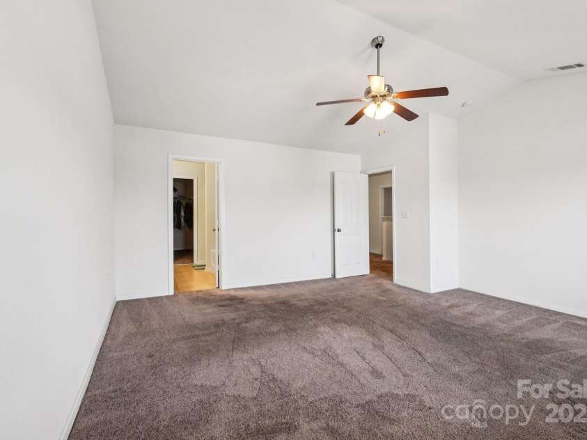 2289 Reid Pointe Avenue, Indian Land, SC 29707.  MLS# CAR4289582, YatesRealty ID 32358. Primary bedroom