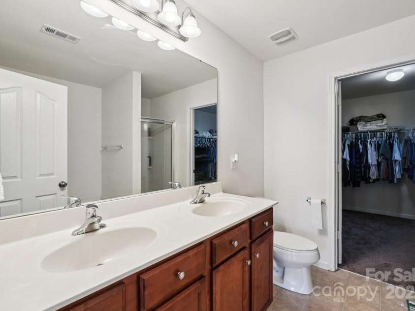 2289 Reid Pointe Avenue, Indian Land, SC 29707.  MLS# CAR4289582, YatesRealty ID 32358. Primary ensuite