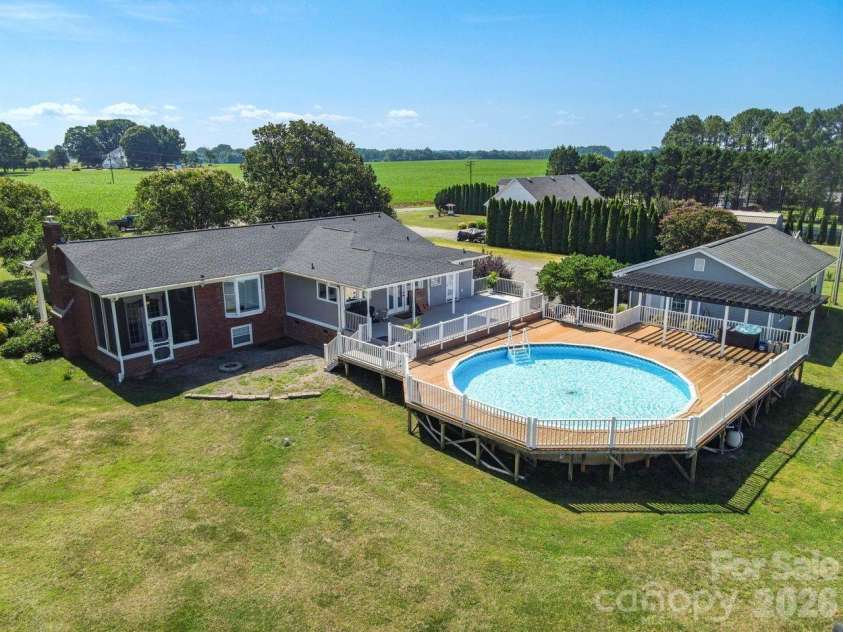 809 New Sterling Road, Stony Point, NC 28678.  MLS# CAR4393508, YatesRealty ID 32358. 