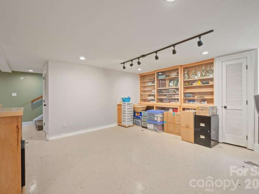 809 New Sterling Road, Stony Point, NC 28678.  MLS# CAR4393508, YatesRealty ID 32358. 