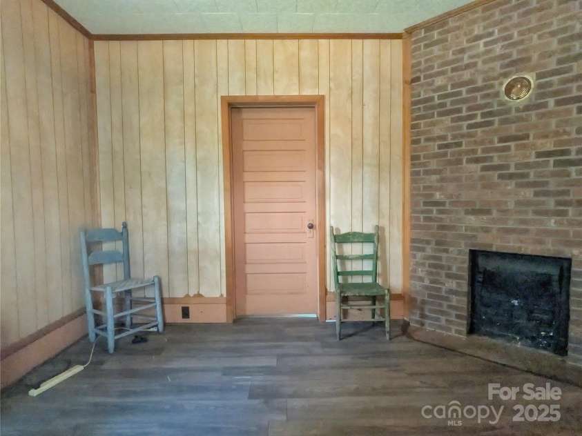 251 Westwood Circle, Waynesville, NC 28786.  MLS# CAR4270105, YatesRealty ID 32359. 