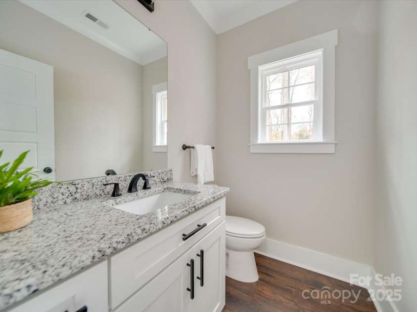 4739 Whispering Oaks Drive, Charlotte, NC 28213.  MLS# CAR4208836, YatesRealty ID 3236. 