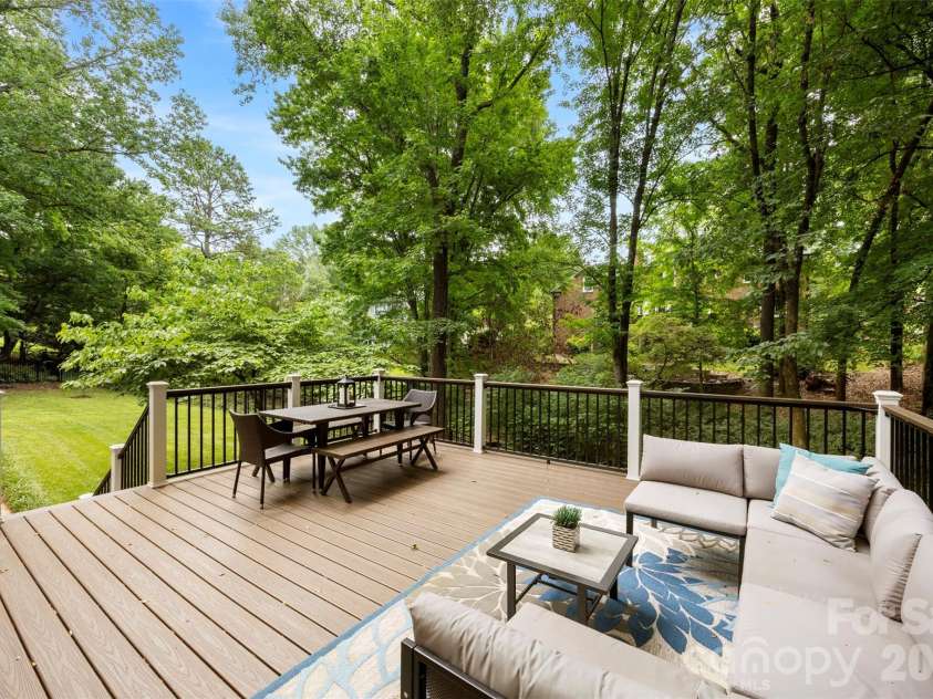 2328 Wittstock Drive, Charlotte, NC 28210.  MLS# CAR4389461, YatesRealty ID 32360. 