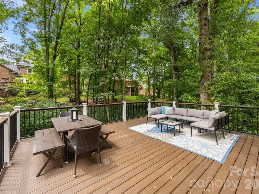 2328 Wittstock Drive, Charlotte, NC 28210.  MLS# CAR4389461, YatesRealty ID 32360. 