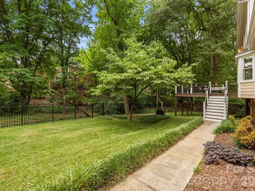 2328 Wittstock Drive, Charlotte, NC 28210.  MLS# CAR4389461, YatesRealty ID 32360. 