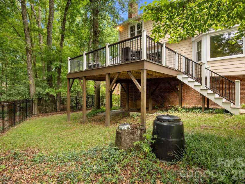 2328 Wittstock Drive, Charlotte, NC 28210.  MLS# CAR4389461, YatesRealty ID 32360. 