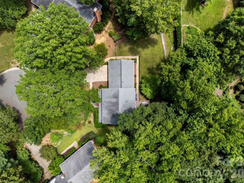 2328 Wittstock Drive, Charlotte, NC 28210.  MLS# CAR4389461, YatesRealty ID 32360. 