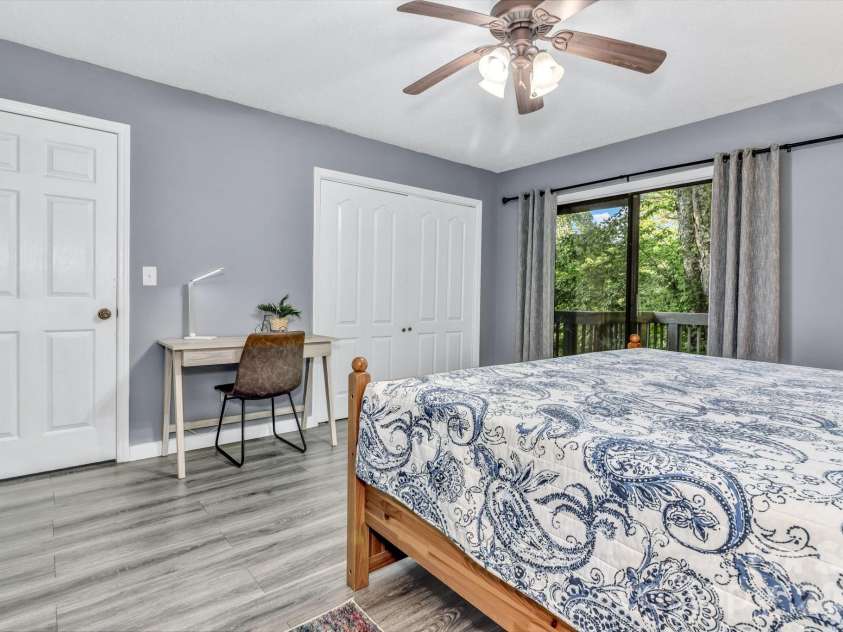 125 Hondah Boulevard, Brevard, NC 28712.  MLS# CAR4395240, YatesRealty ID 32363. 