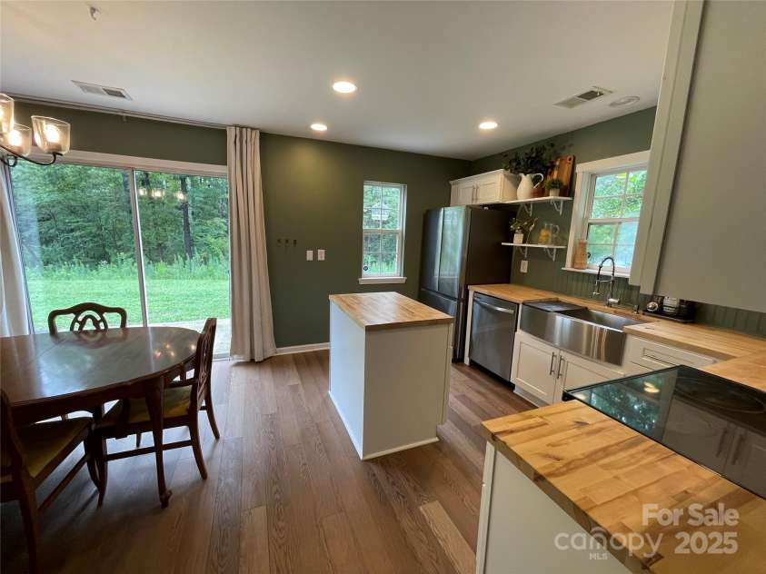 435 Scarlett Lane, Fort Mill, SC 29715.  MLS# CAR4290801, YatesRealty ID 32363. 