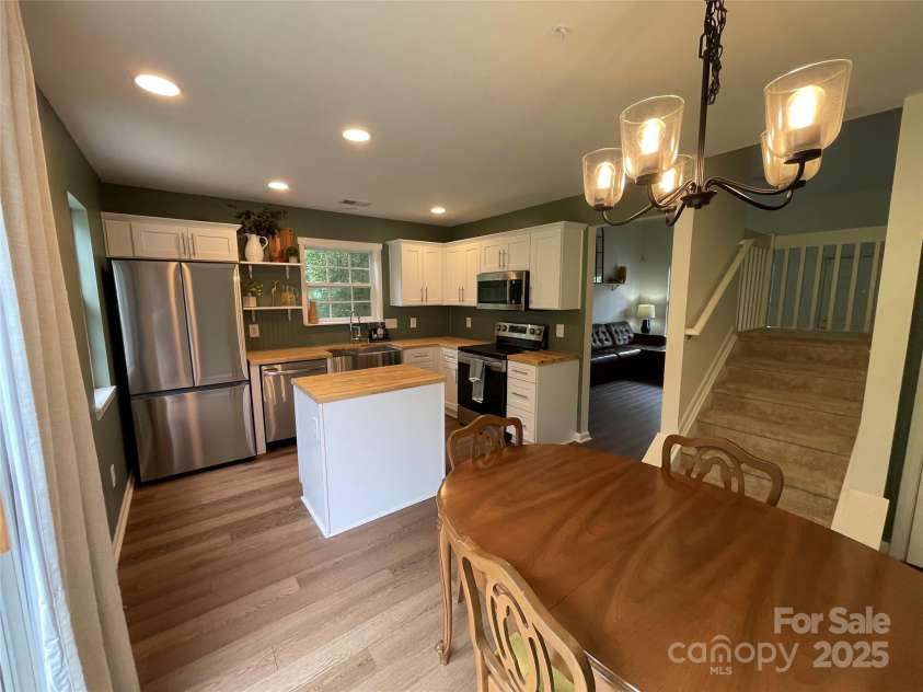 435 Scarlett Lane, Fort Mill, SC 29715.  MLS# CAR4290801, YatesRealty ID 32363. 