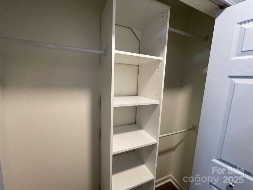 435 Scarlett Lane, Fort Mill, SC 29715.  MLS# CAR4290801, YatesRealty ID 32363. Primary Closet