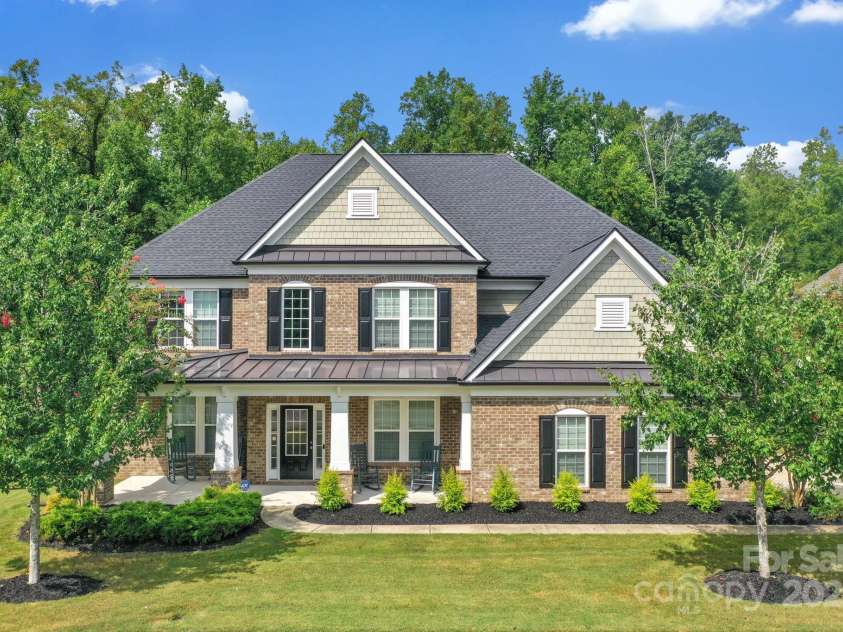10604 Waxhaw Manor Drive, Waxhaw, NC 28173.  MLS# CAR4287173, YatesRealty ID 32364. 